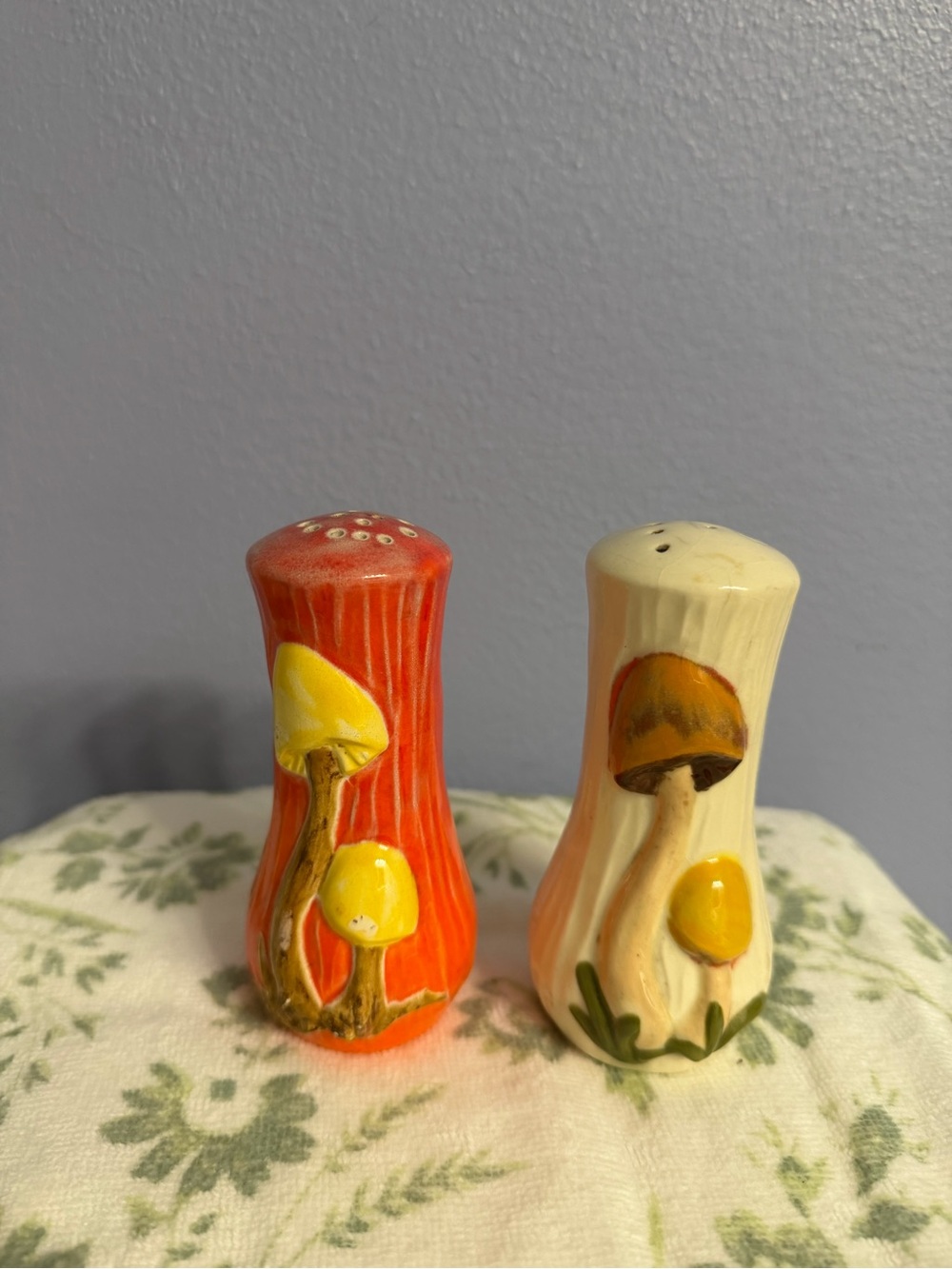 Hand-Painted Mushroom Ceramic Salt and Pepper Shakers - Red & Cream MCM